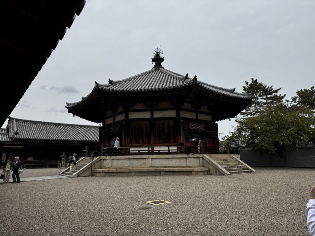 夢殿